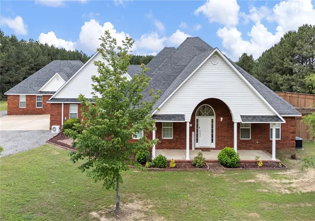 Homes for sale in Russellville, AR | 81 Double Springs Rd, Russellville, AR 72802 | MLS# 1347161