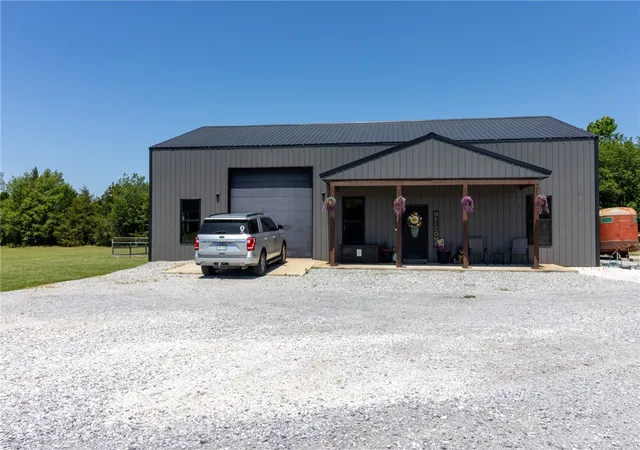 Homes for sale in Elkins, AR | 1518 Lacey Dr, Elkins, AR 72727 | MLS# 1347386