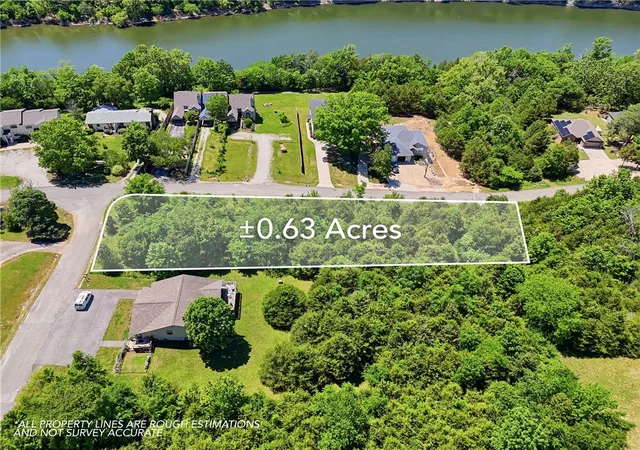Homes for sale in Holiday Island, AR | Clover Ln, Holiday Island, AR 72631 | MLS# 1347391