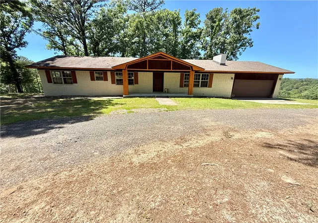 Homes for sale in Dover, AR | 1725 Quail Hollow Rd, Dover, AR 72837 | MLS# 1347271
