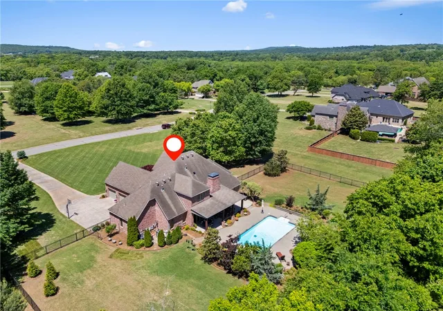 59th image of 350 Polo Dr, Fayetteville, AR 72703 | MLS# 1345294