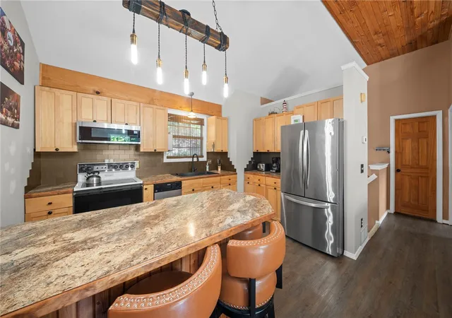 4th image of 21289 Maple Dr, Garfield, AR 72732 | MLS# 1347071