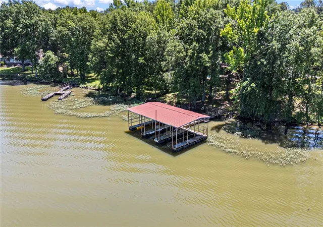 2nd image of 109 Clearlake Dr, Russellville, AR 72802 | MLS# 1347415