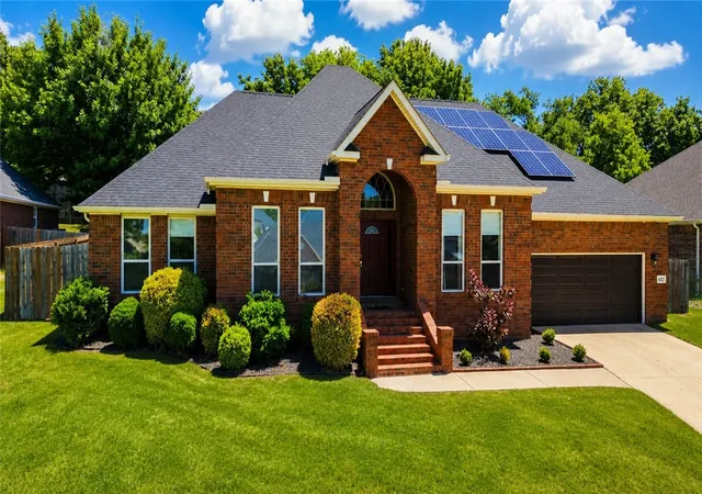 Photo 1 of Sale Pending at 4033 Savannah Ln, Springdale, AR 72762 | MLS# 1347420 | Listing updated on 2026-07-13