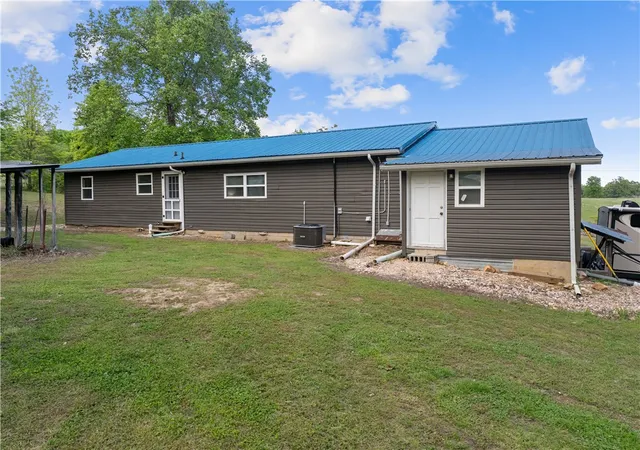 2nd image of 13195 N Riggs Ln, Lead Hill, AR 72644 | MLS# 1347456