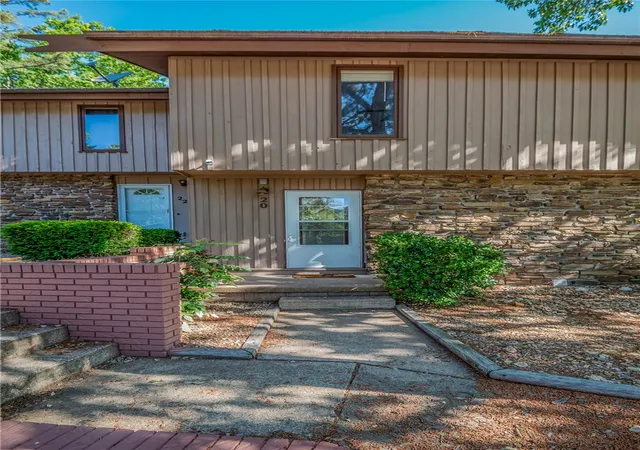 3rd image of 20 Britten Cir, Bella Vista, AR 72715 | MLS# 1347068