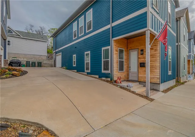 39th image of 134 E South St, Fayetteville, AR 72701 | MLS# 1347402