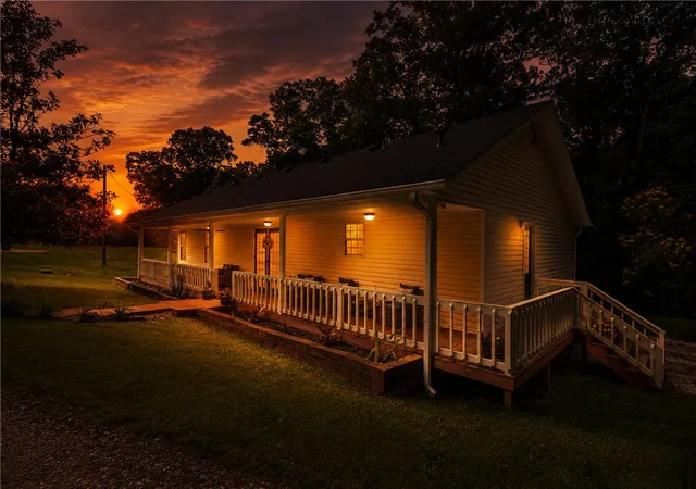 Photo 3 of Sale Pending at 329 Rader Rd, Rogers, AR 72756 | MLS# 1347425 | Listing updated on 2026-08-27