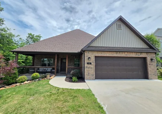 1st image of 6 Burwell Dr, Bella Vista, AR 72714 | MLS# 1347583