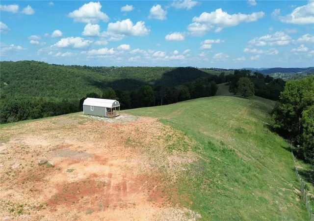 2nd image of 000 Downwind Dr, Omaha, AR 72662 | MLS# 1347648