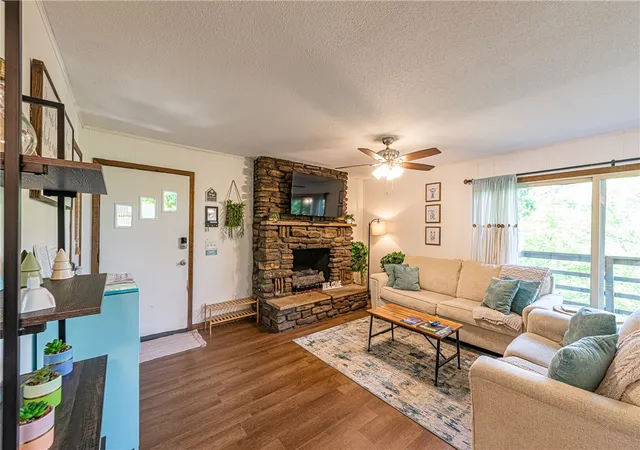 Photo 3 of Single family home for sale at 53 Hope Dr, Bella Vista, AR 72715 | MLS# 1347309 | Listing updated on 2026-05-16
