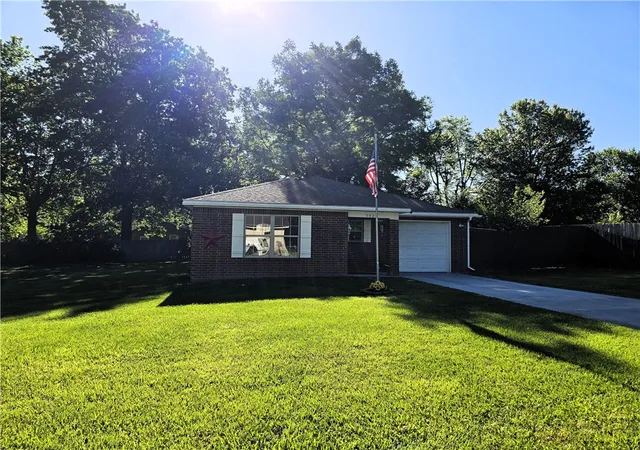 2nd image of 502 Carter Ave, Lincoln, AR 72744 | MLS# 1347675