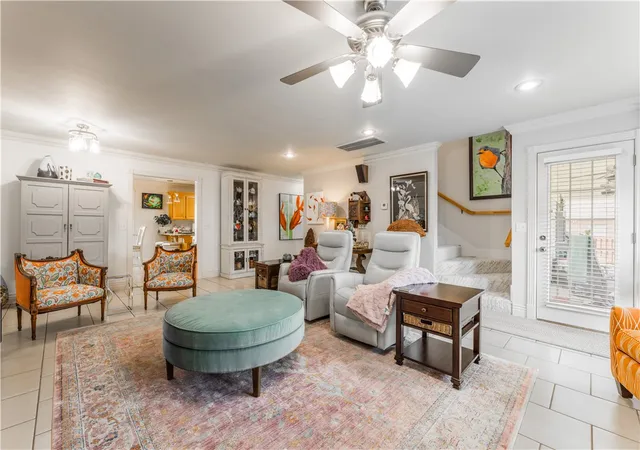 2nd image of 2506 Oak View Dr, Springdale, AR 72762 | MLS# 1347398