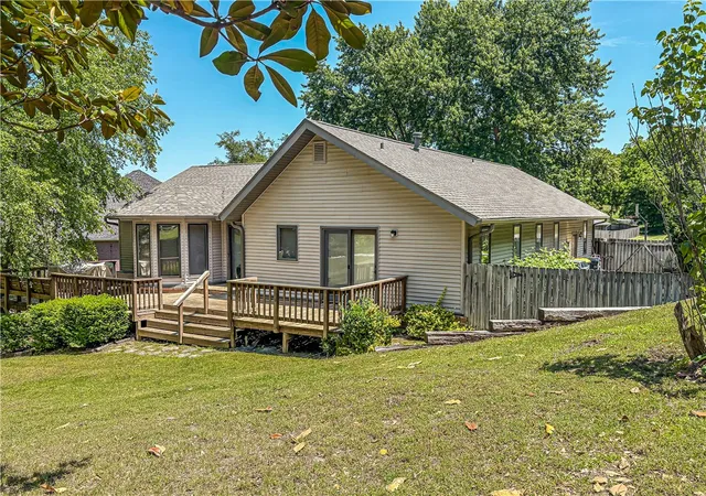 4th image of 221 Approach Dr, Harrison, AR 72601 | MLS# 1347692