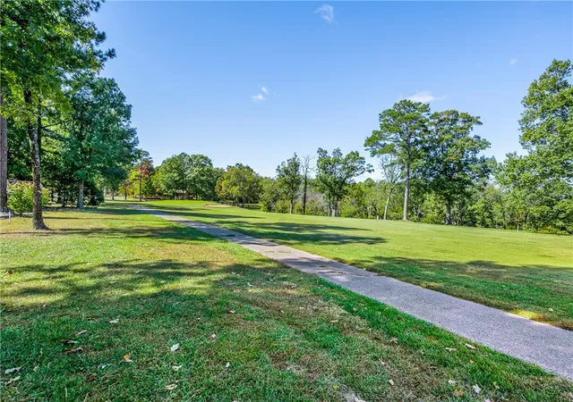 19th image of 96 Holiday Island Dr, Holiday Island, AR 72631 | MLS# 1347505