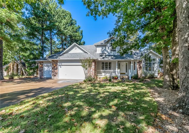 2nd image of 96 Holiday Island Dr, Holiday Island, AR 72631 | MLS# 1347505