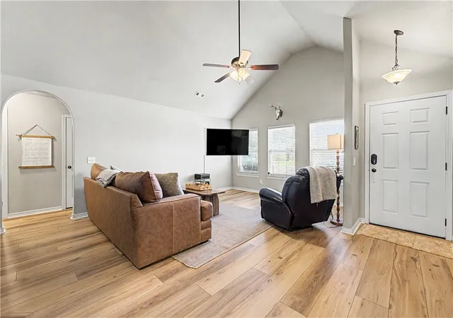 Photo 2 of Sale Pending at 877 Richland Crk Ave, Elkins, AR 72727 | MLS# 1347773 | Listing updated on 2026-08-28