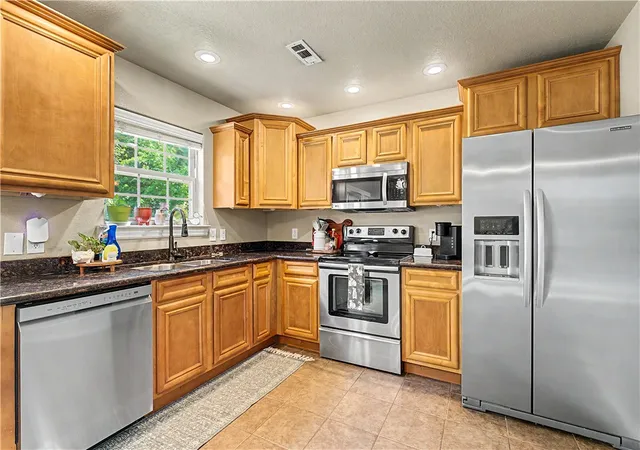 Photo 3 of Sale Pending at 877 Richland Crk Ave, Elkins, AR 72727 | MLS# 1347773 | Listing updated on 2026-08-28
