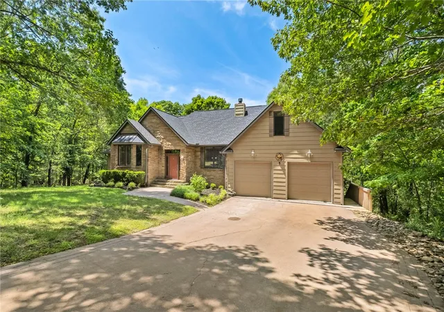 3rd image of 5 Jodrell Ln, Bella Vista, AR 72714 | MLS# 1347613