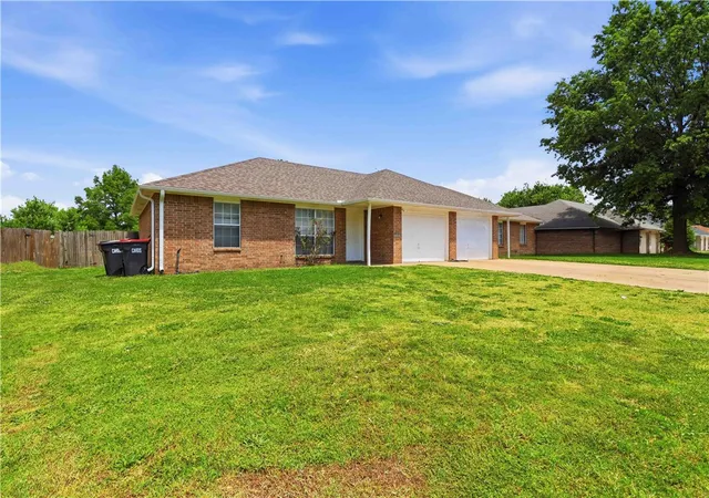 5th image of 2698 Ruth Ave #A&B, Springdale, AR 72764 | MLS# 1347683
