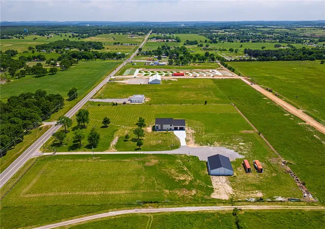 Photo 3 of Single family home for sale at 13917 Highway 82, Tahlequah, OK 74464 | MLS# 1347855 | Listing updated on 2026-07-14