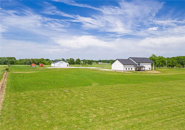 Photo 4 of Single family home for sale at 13917 Highway 82, Tahlequah, OK 74464 | MLS# 1347855 | Listing updated on 2026-07-14
