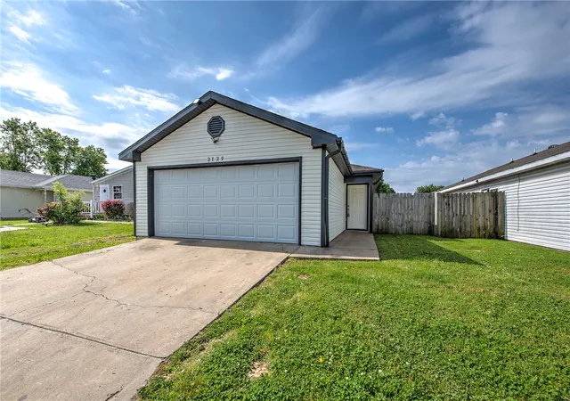 1st image of 2729 Lenox Ct, Springdale, AR 72764 | MLS# 1347835