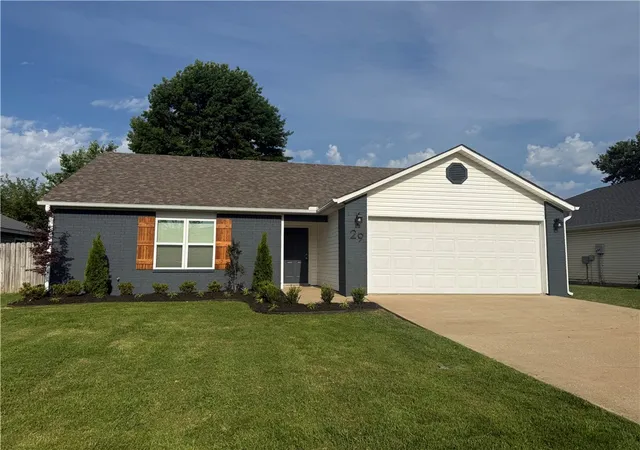 2nd image of 29 Cheryl Cir, Bentonville, AR 72712 | MLS# 1347887