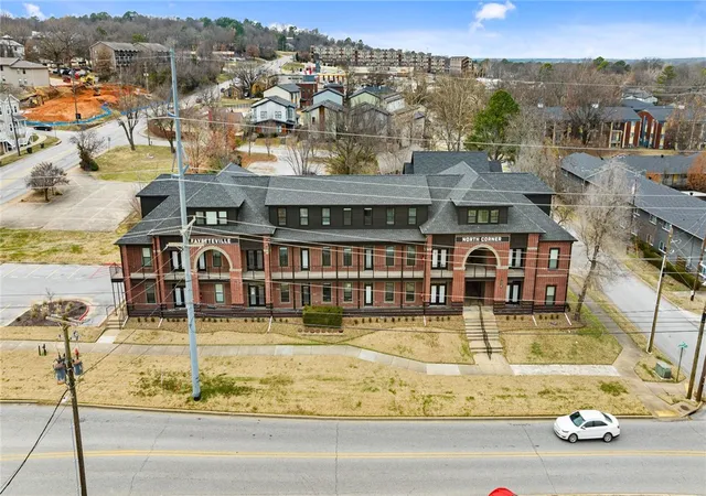 1st image of 1115 N Leverett Ave #303, Fayetteville, AR 72703 | MLS# 1347905