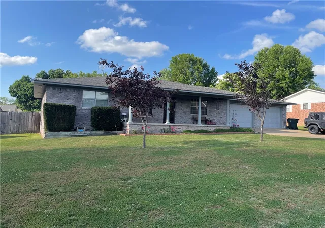 Homes for sale in Berryville, AR | 1218 Laura, Berryville, AR 72616 | MLS# 1347933