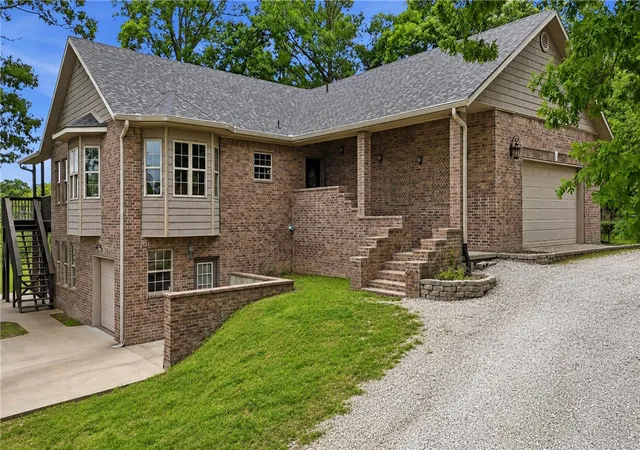 2nd image of 15021 Euston Rd, Bella Vista, AR 72714 | MLS# 1347904