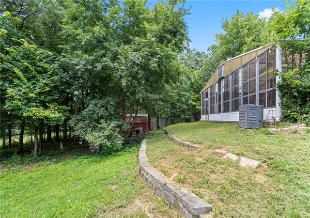 42nd image of 1847 E Wheeler Ave, Fayetteville, AR 72703 | MLS# 1347993
