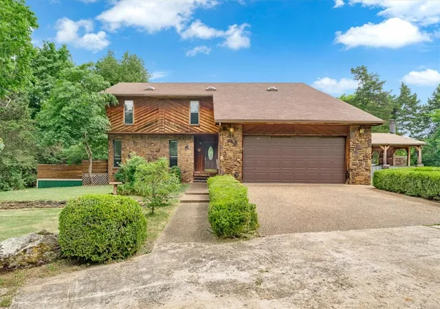 1st image of 4148 N Hungate Ln, Fayetteville, AR 72703 | MLS# 1347998