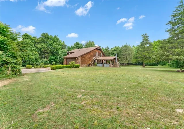 2nd image of 4148 N Hungate Ln, Fayetteville, AR 72703 | MLS# 1347998