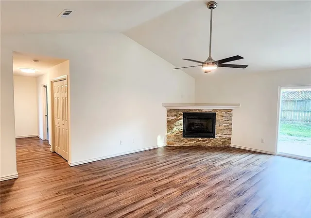 Photo 2 of Single family home for sale at 711 Applegate Ln, Lincoln, AR 72744 | MLS# 1348033 | Listing updated on 2026-05-20