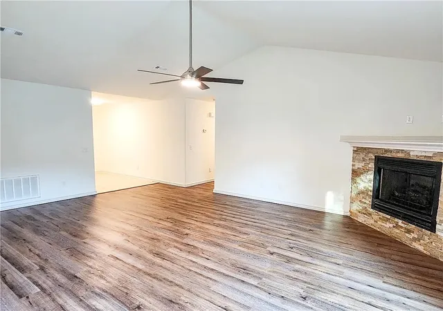 Photo 3 of Single family home for sale at 711 Applegate Ln, Lincoln, AR 72744 | MLS# 1348033 | Listing updated on 2026-05-20