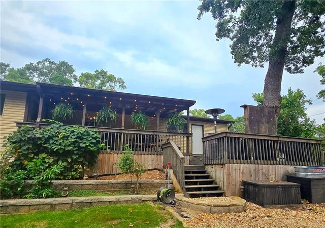 2nd image of 8107 Spruce Dr, Rogers, AR 72756 | MLS# 1347899