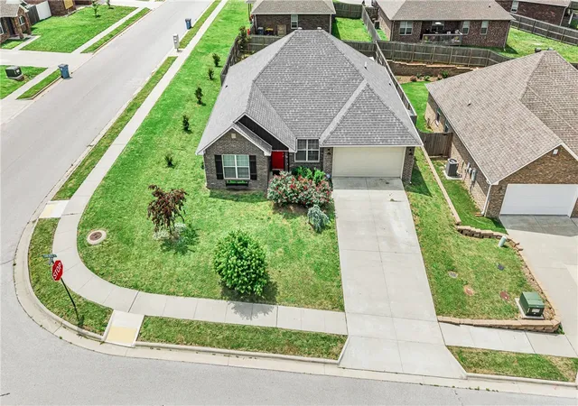 Homes for sale in Gentry, AR | 2125 Carlisle St, Gentry, AR 72734 | MLS# 1347938