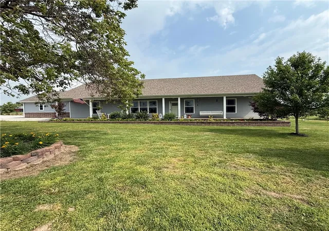 Homes for sale in Gentry, AR | 450 Nw Holland Ave, Gentry, AR 72734 | MLS# 1348004