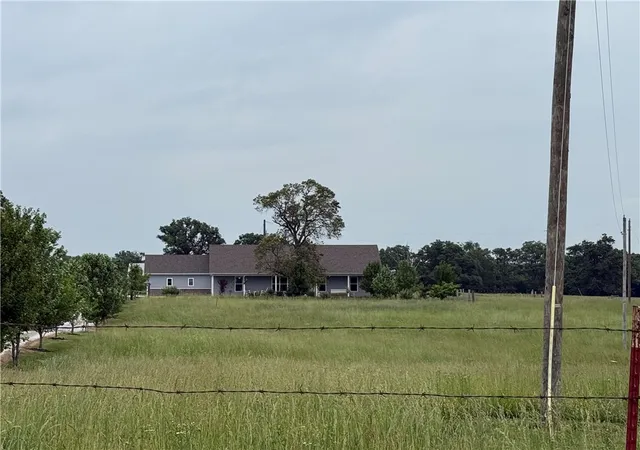 Homes for sale in Gentry, AR | 450 Nw Holland Ave, Gentry, AR 72734 | MLS# 1348004