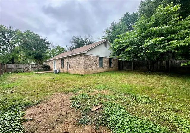 Homes for sale in Russellville, AR | 2202 S Jackson Cvs, Russellville, AR 72802 | MLS# 1348139