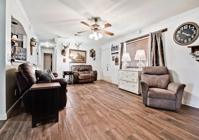 Photo 2 of Single family home for sale at 331 W Willow Ave, Farmington, AR 72730 | MLS# 1348040 | Listing updated on 2026-08-27