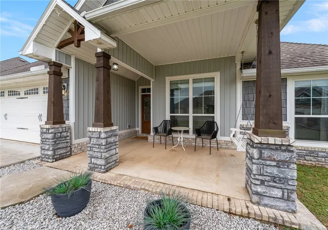 Homes for sale in Pea Ridge, AR | 714 Macdonald Dr, Pea Ridge, AR 72751 | MLS# 1348038