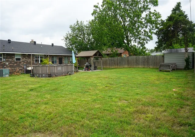 44th image of 1909 S 11th St, Rogers, AR 72758 | MLS# 1347894