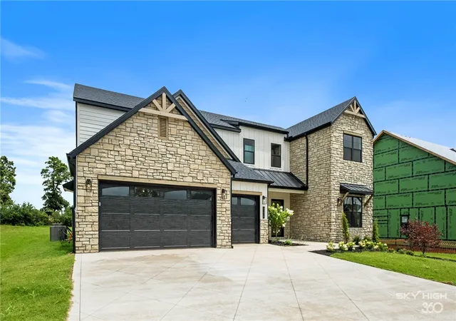 3rd image of 940 Gallatin St, Bentonville, AR 72712 | MLS# 1348187