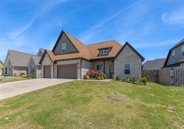 Photo 3 of Single family home for sale at 1158 Camerino Ave, Tontitown, AR 72762 | MLS# 1347076 | Listing updated on 2026-07-08