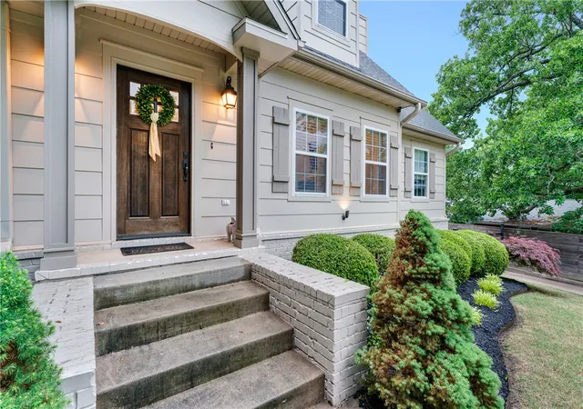 2nd image of 533 W North St, Fayetteville, AR 72701 | MLS# 1347945