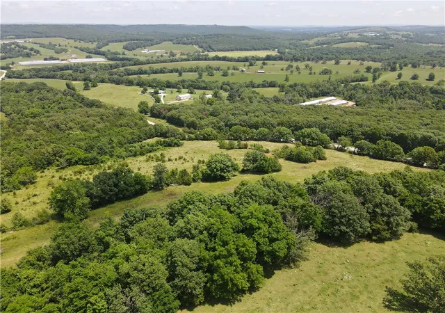 Homes for sale in Hindsville, AR | 32701 Hwy 295, Hindsville, AR 72738 | MLS# 1348376