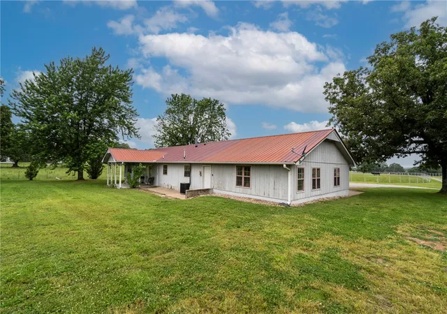 Photo 3 of House for sale at 568 S 10 Highway, Kansas, OK 74347 | MLS# 1348036 | Listing updated on 2026-05-26