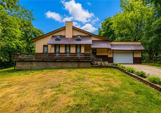 Photo 3 of Single family home for sale at 13308 Cozy Cor Rd, Siloam Springs, AR 72761 | MLS# 1347895 | Listing updated on 2026-08-01